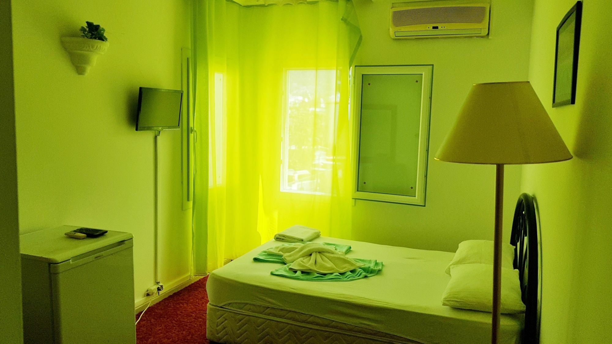 Merkez Kumsal Pansiyon Bodrum Exterior foto